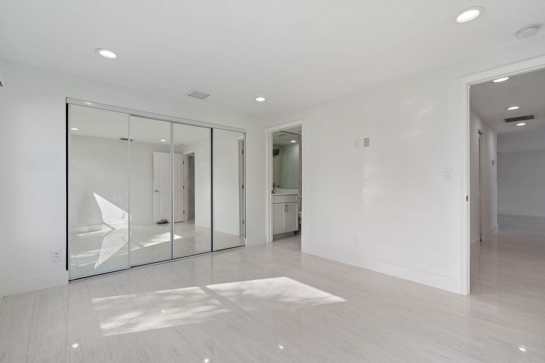 En Venta: $519,900 (4 camas, 3 baños, 1768 Pies cuadrados)