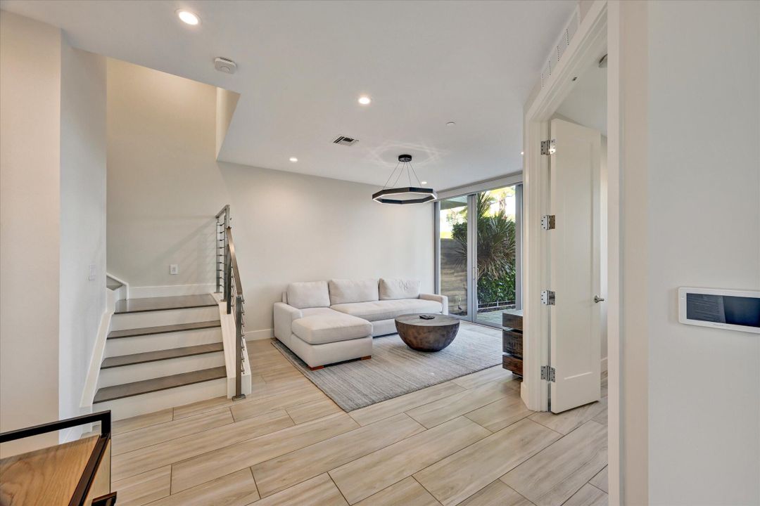 待售: $1,495,000 (3 贝兹, 3 浴室, 2540 平方英尺)