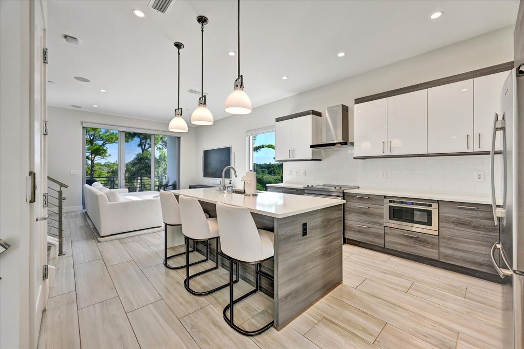 待售: $1,495,000 (3 贝兹, 3 浴室, 2540 平方英尺)