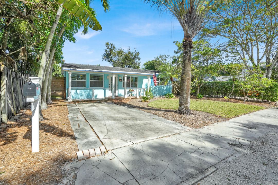 En Renta: $2,995 (2 camas, 1 baños, 1040 Pies cuadrados)