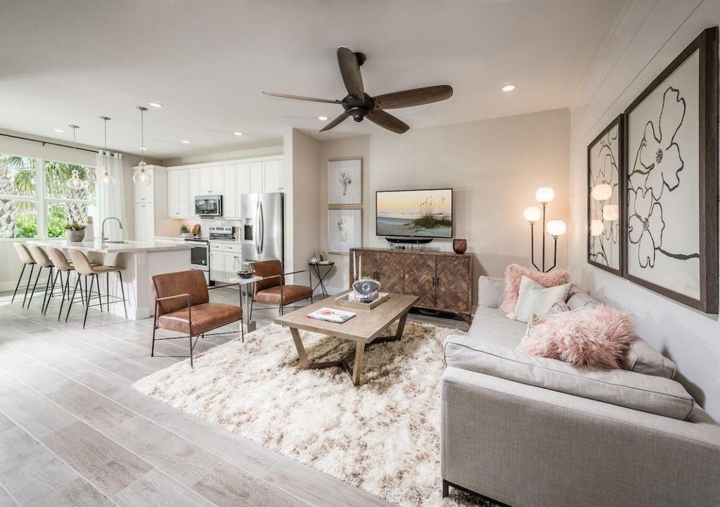 В аренду: $4,000 (3 спален, 2 ванн, 1787 Квадратных фут)