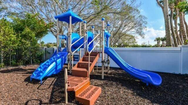 В аренду: $4,000 (3 спален, 2 ванн, 1787 Квадратных фут)