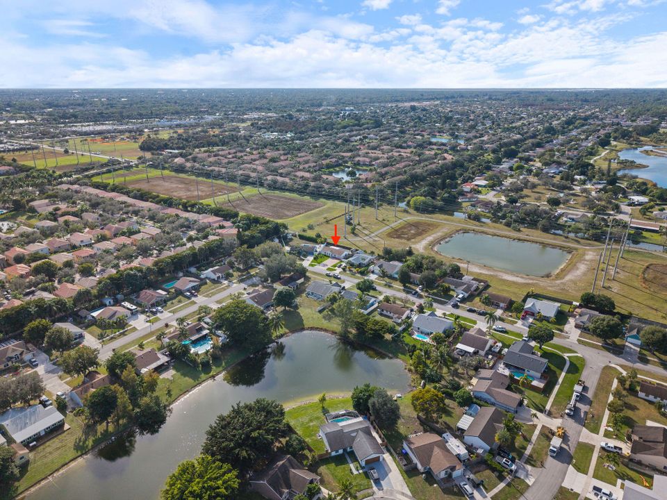 En Venta: $519,900 (4 camas, 3 baños, 1768 Pies cuadrados)