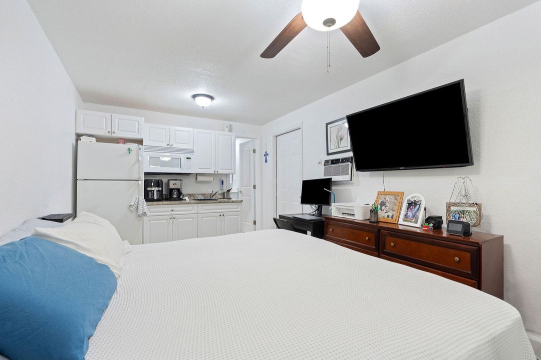 En Venta: $519,900 (4 camas, 3 baños, 1768 Pies cuadrados)