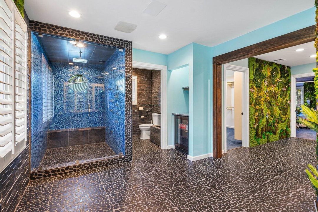 На продажу: $15,000,000 (8 спален, 6 ванн, 7512 Квадратных фут)