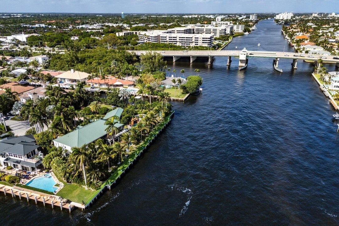 На продажу: $15,000,000 (8 спален, 6 ванн, 7512 Квадратных фут)