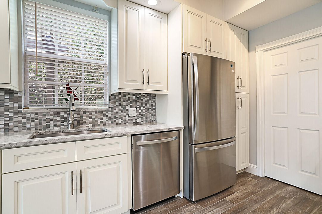 待售: $974,000 (3 贝兹, 2 浴室, 2226 平方英尺)