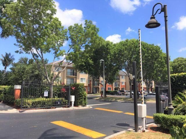 待售: $204,900 (2 贝兹, 2 浴室, 1026 平方英尺)