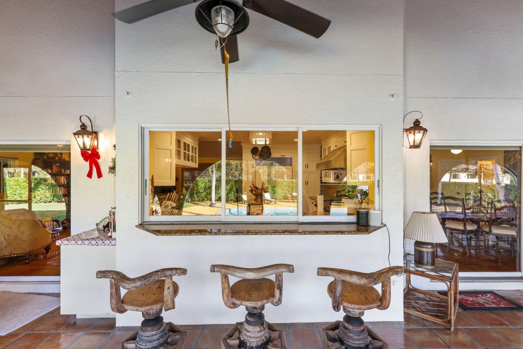 На продажу: $16,000,000 (8 спален, 6 ванн, 2568 Квадратных фут)