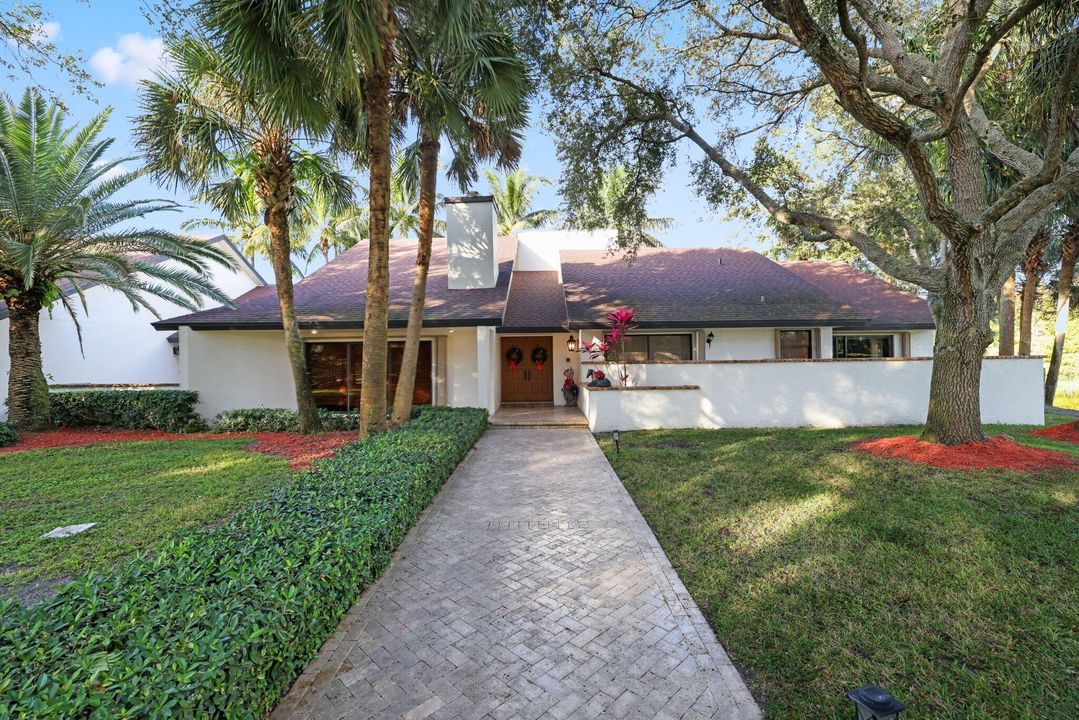 На продажу: $16,000,000 (8 спален, 6 ванн, 2568 Квадратных фут)