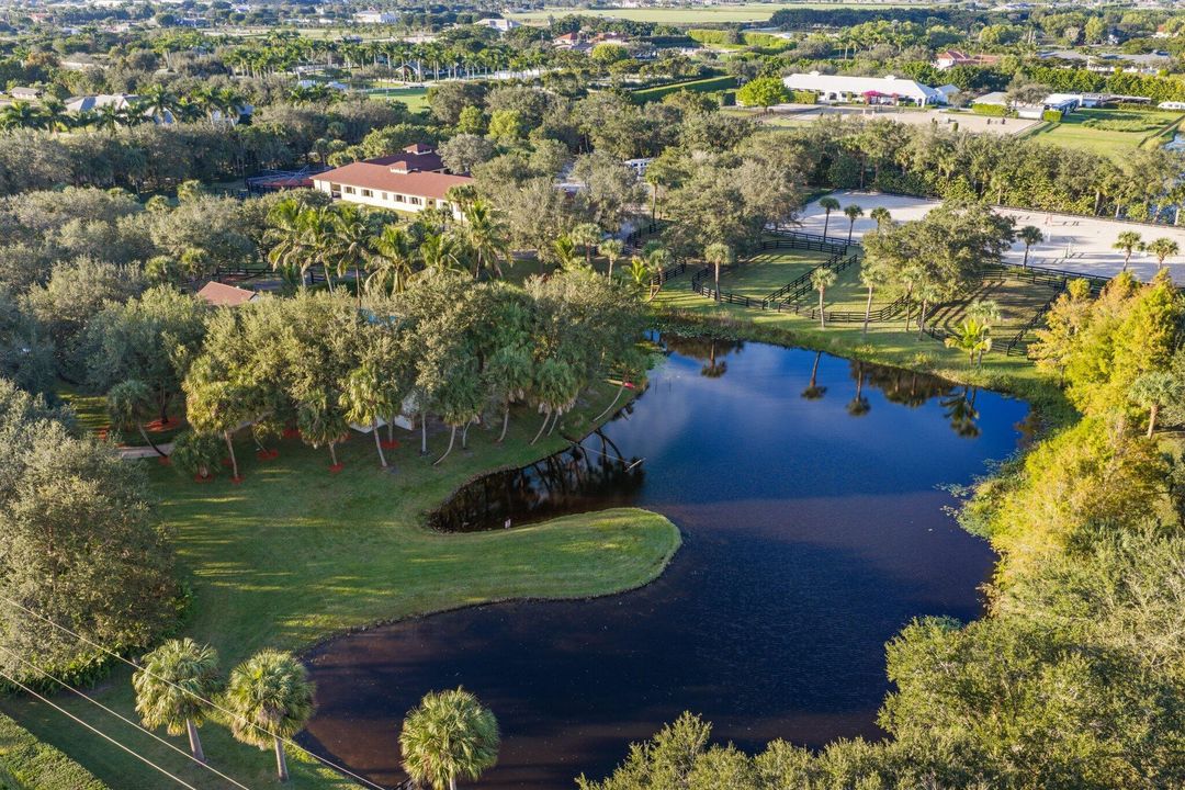 На продажу: $16,000,000 (8 спален, 6 ванн, 2568 Квадратных фут)