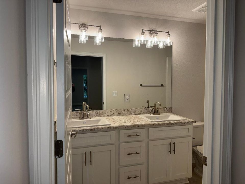 待售: $316,772 (3 贝兹, 2 浴室, 1776 平方英尺)