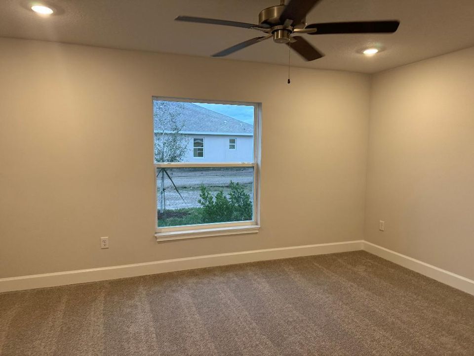 待售: $316,772 (3 贝兹, 2 浴室, 1776 平方英尺)