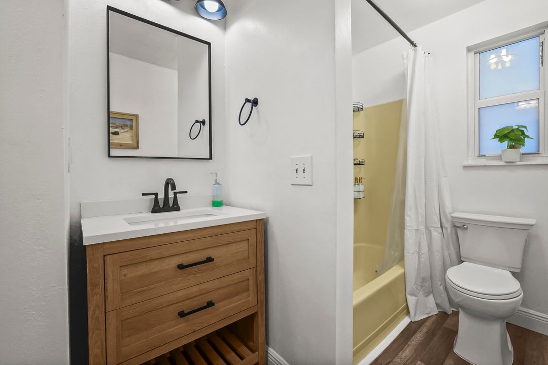 En Venta: $499,900 (3 camas, 2 baños, 1323 Pies cuadrados)