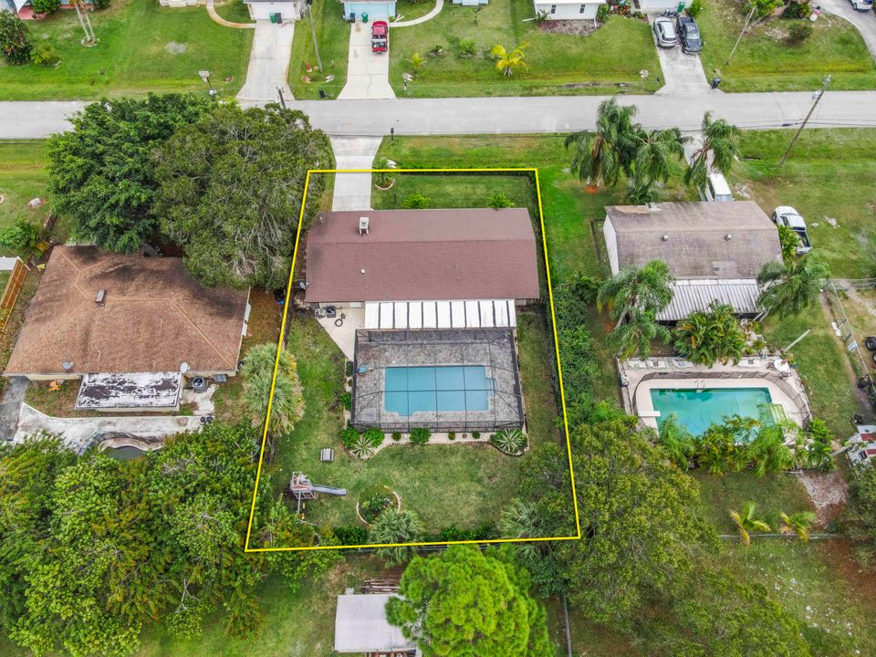 En Venta: $499,900 (3 camas, 2 baños, 1323 Pies cuadrados)