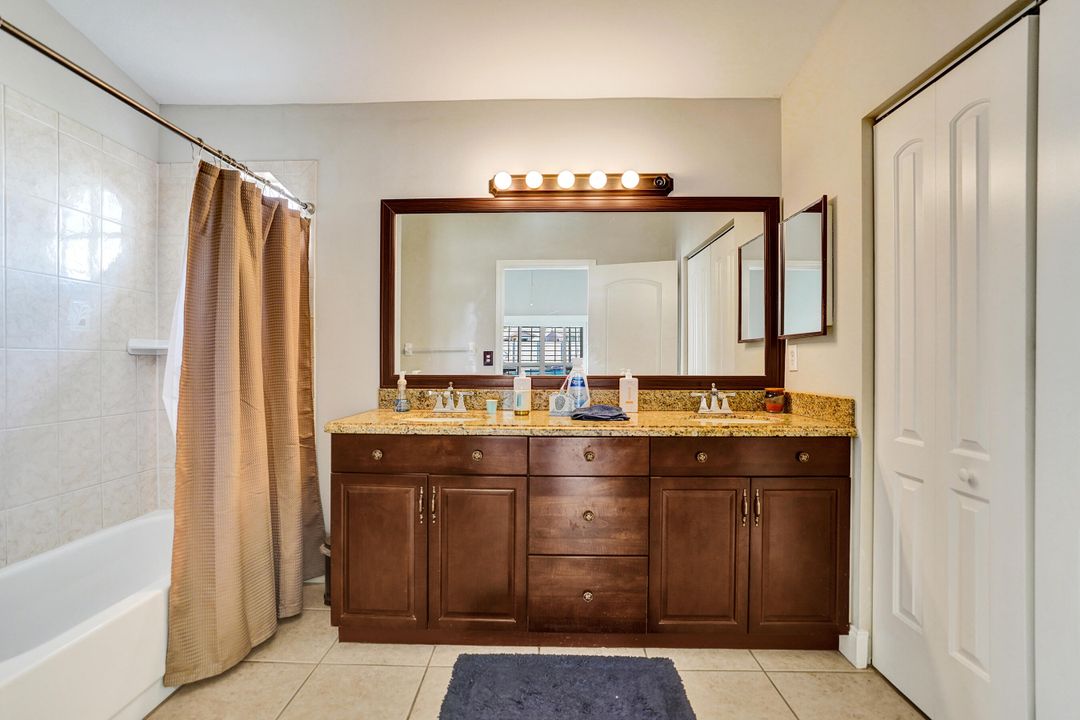 На продажу: $599,000 (3 спален, 2 ванн, 1665 Квадратных фут)