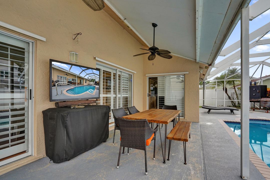 На продажу: $599,000 (3 спален, 2 ванн, 1665 Квадратных фут)