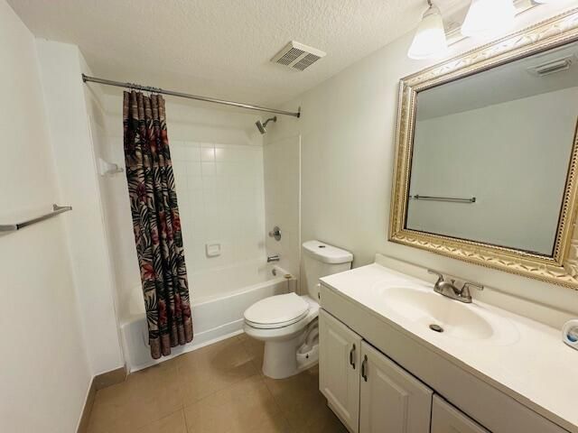 В аренду: $2,499 (3 спален, 2 ванн, 1233 Квадратных фут)