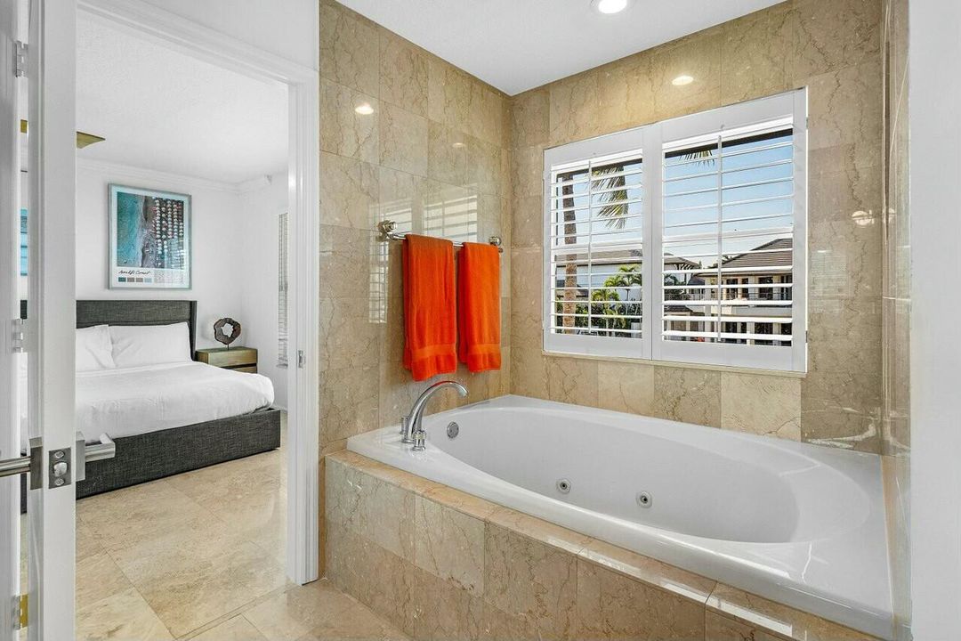 На продажу: $5,995,000 (4 спален, 3 ванн, 3543 Квадратных фут)