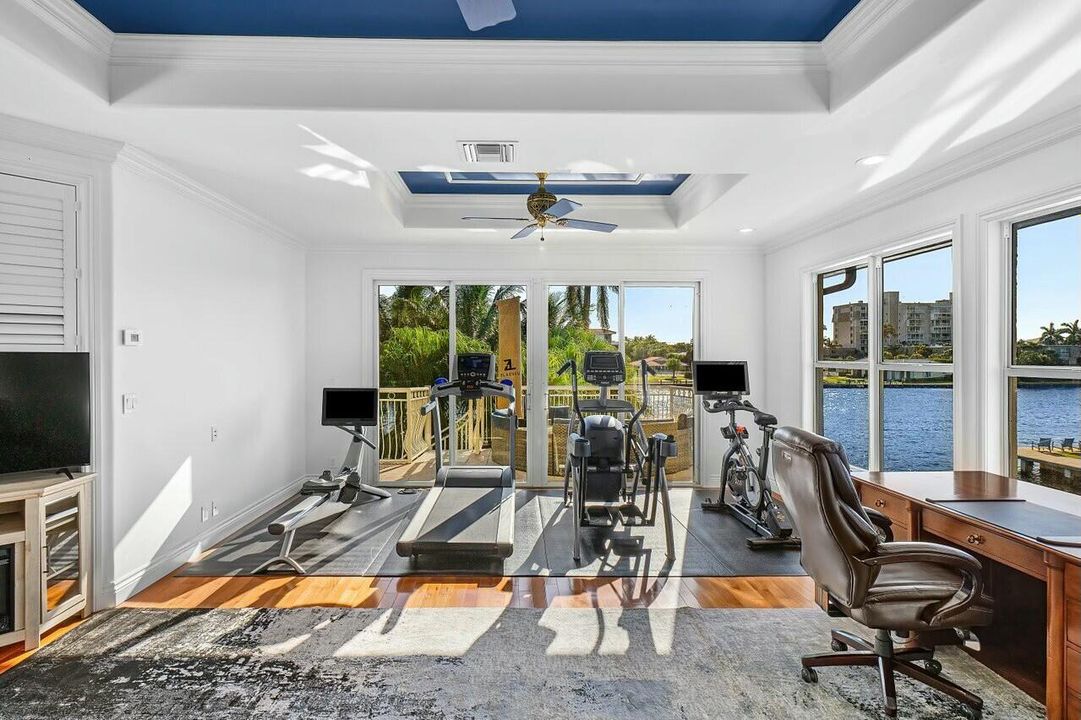 На продажу: $5,995,000 (4 спален, 3 ванн, 3543 Квадратных фут)