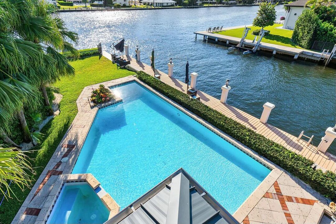 На продажу: $5,995,000 (4 спален, 3 ванн, 3543 Квадратных фут)