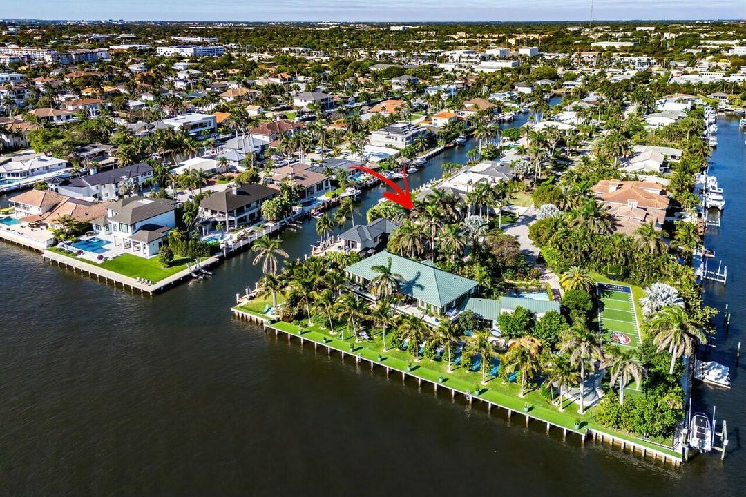 На продажу: $5,995,000 (4 спален, 3 ванн, 3543 Квадратных фут)