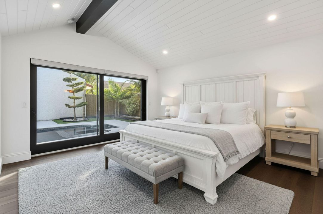 En Venta: $2,850,000 (3 camas, 3 baños, 2575 Pies cuadrados)