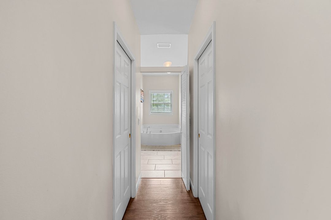 For Sale: $359,900 (3 beds, 2 baths, 1860 Square Feet)