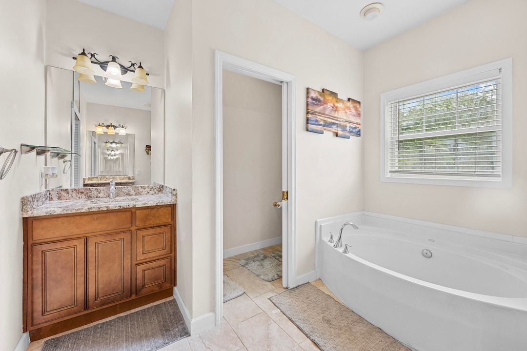 For Sale: $359,900 (3 beds, 2 baths, 1860 Square Feet)