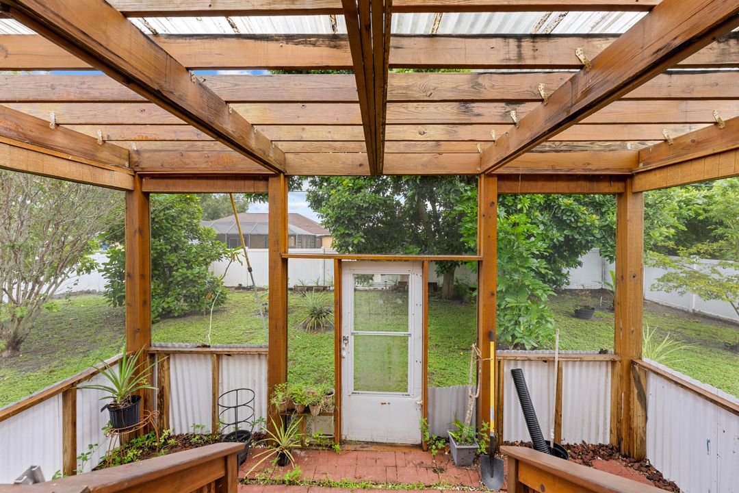 For Sale: $359,900 (3 beds, 2 baths, 1860 Square Feet)