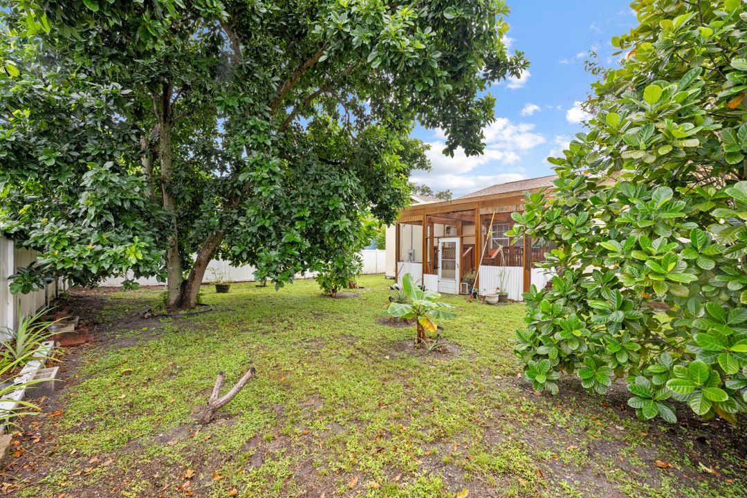 For Sale: $359,900 (3 beds, 2 baths, 1860 Square Feet)