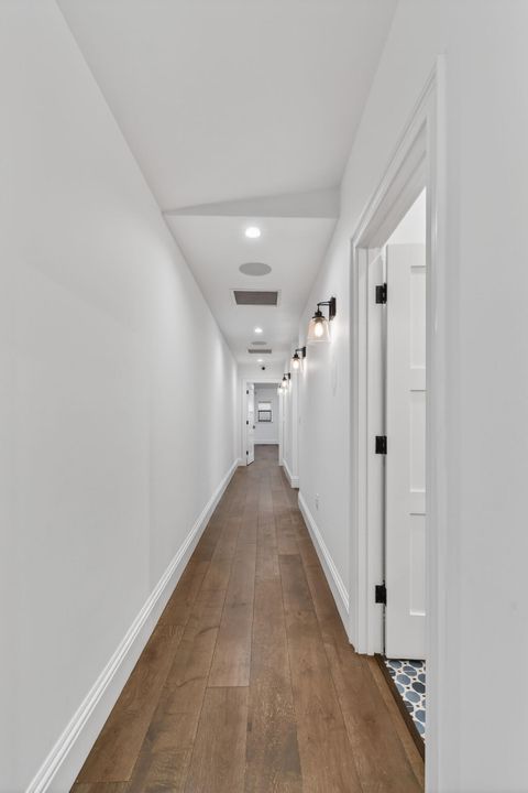 En Venta: $2,850,000 (3 camas, 3 baños, 2575 Pies cuadrados)