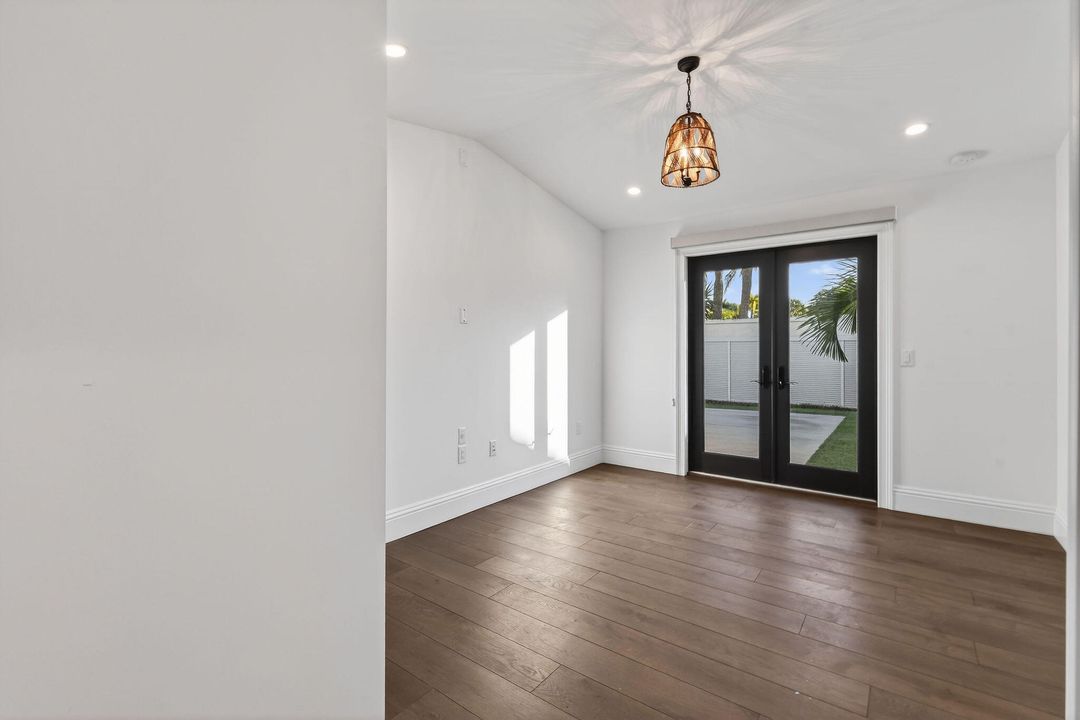 En Venta: $2,850,000 (3 camas, 3 baños, 2575 Pies cuadrados)