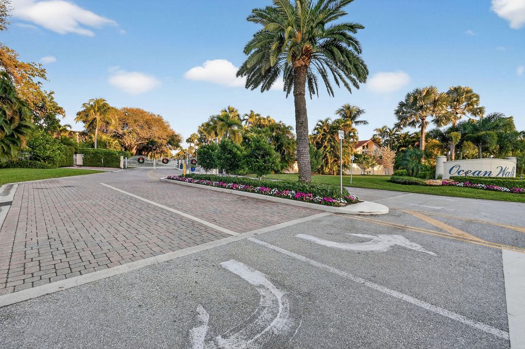 En Venta: $2,850,000 (3 camas, 3 baños, 2575 Pies cuadrados)