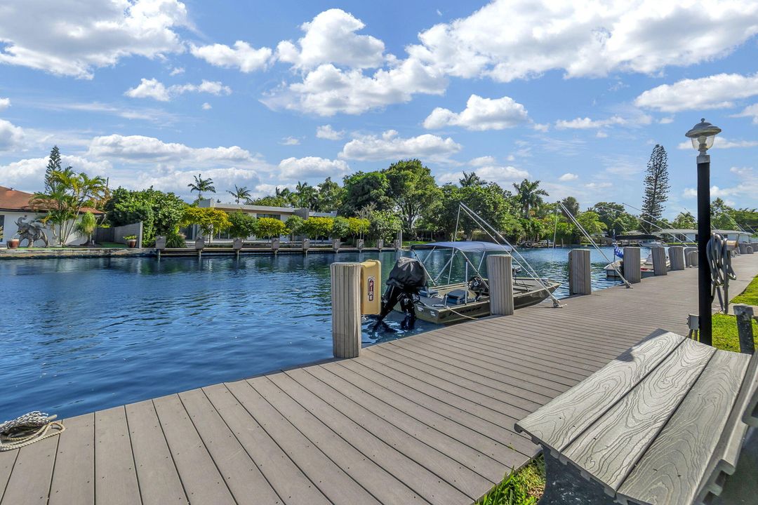 Под контрактом: $1,895 (1 спален, 1 ванн, 600 Квадратных фут)