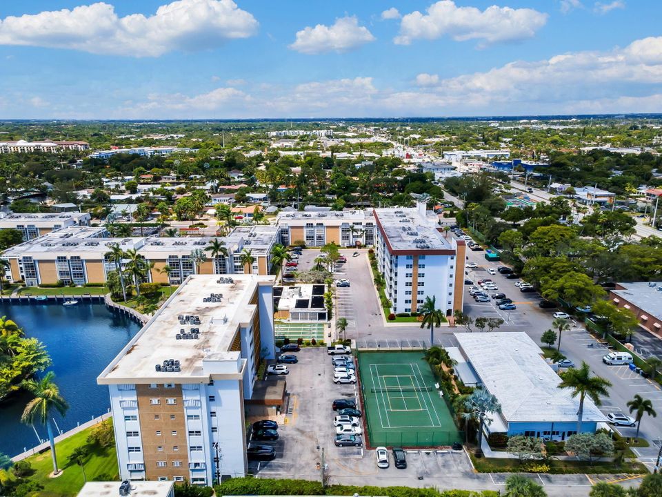 Под контрактом: $1,895 (1 спален, 1 ванн, 600 Квадратных фут)