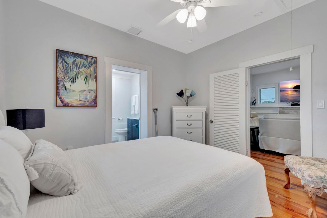 待售: $2,400,000 (3 贝兹, 3 浴室, 1556 平方英尺)