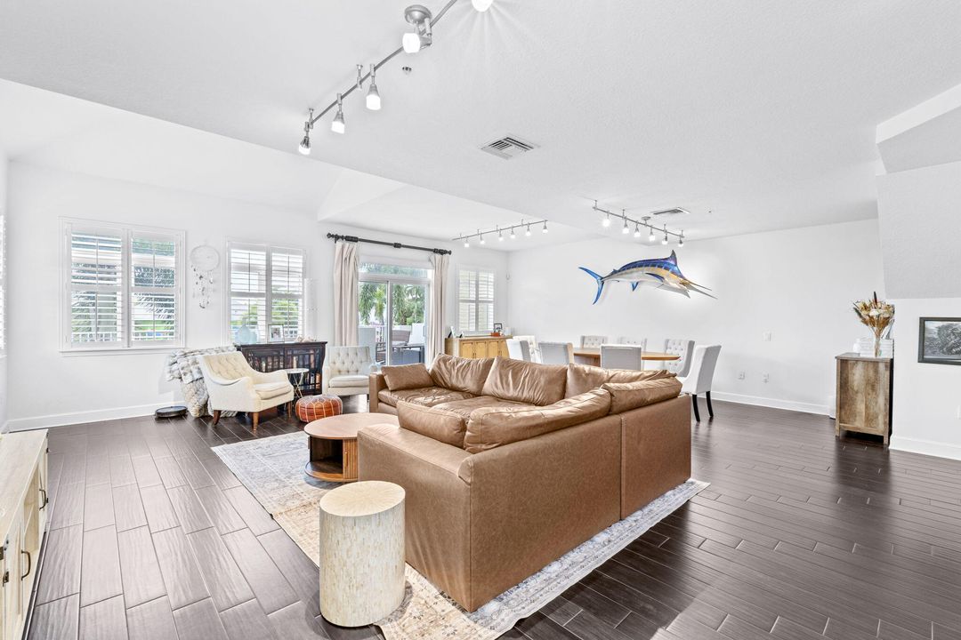 На продажу: $1,150,000 (3 спален, 3 ванн, 2260 Квадратных фут)