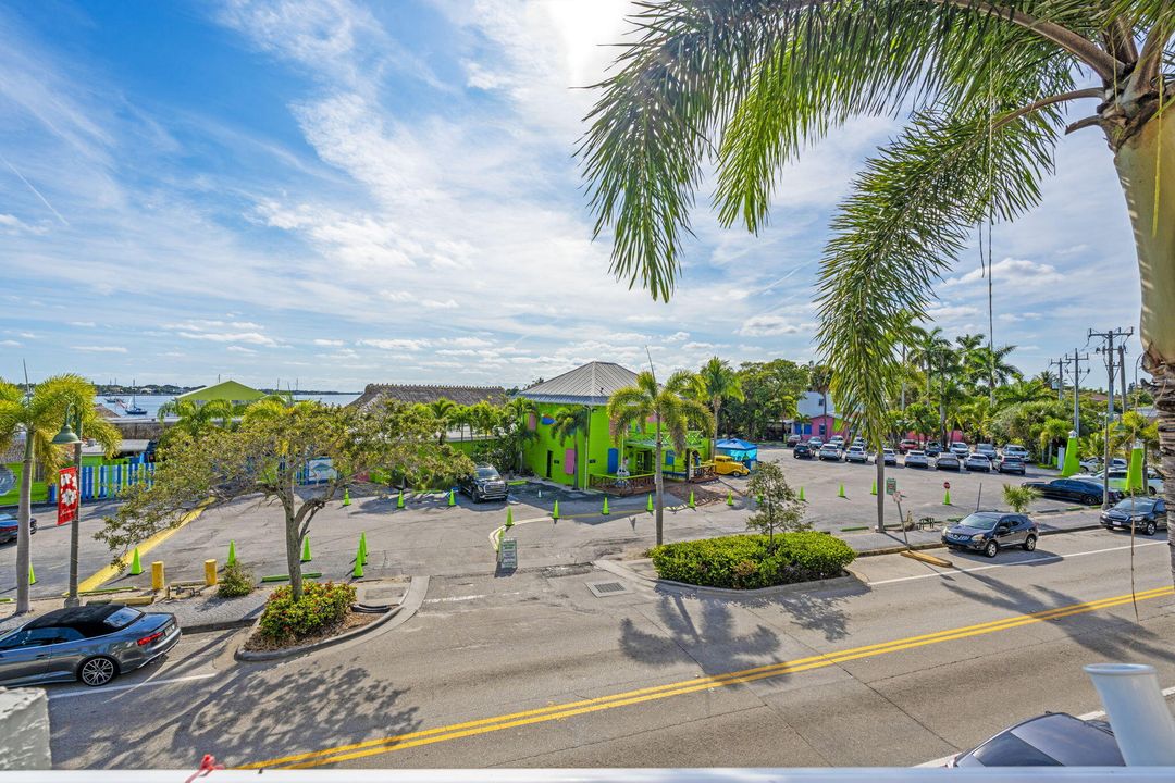 На продажу: $1,150,000 (3 спален, 3 ванн, 2260 Квадратных фут)