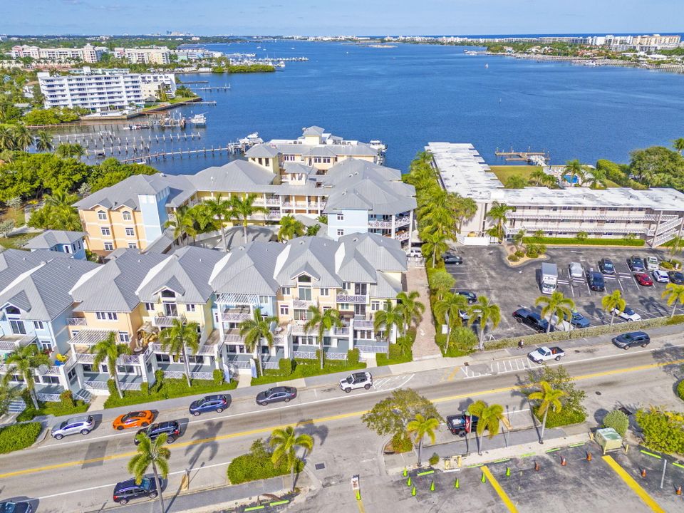 На продажу: $1,150,000 (3 спален, 3 ванн, 2260 Квадратных фут)