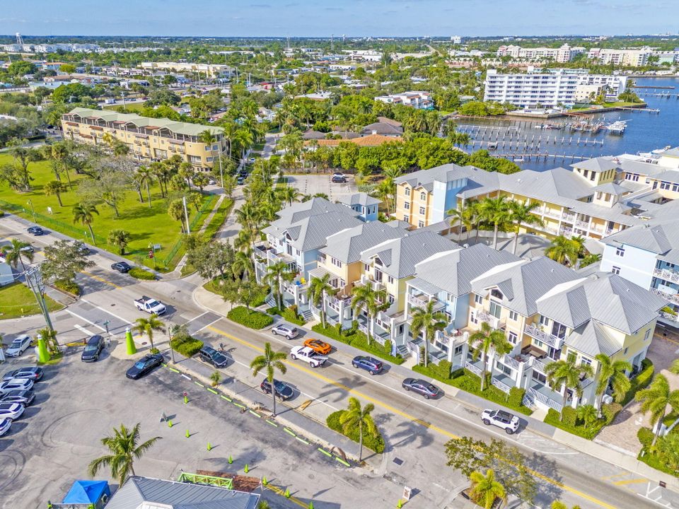 На продажу: $1,150,000 (3 спален, 3 ванн, 2260 Квадратных фут)