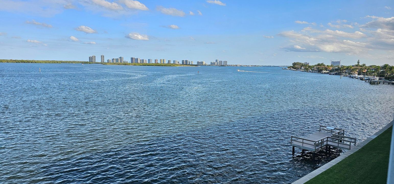 待售: $399,000 (2 贝兹, 2 浴室, 1130 平方英尺)