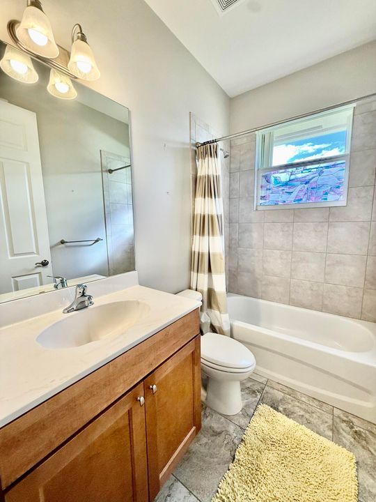 For Sale: $450,000 (3 beds, 2 baths, 1813 Square Feet)