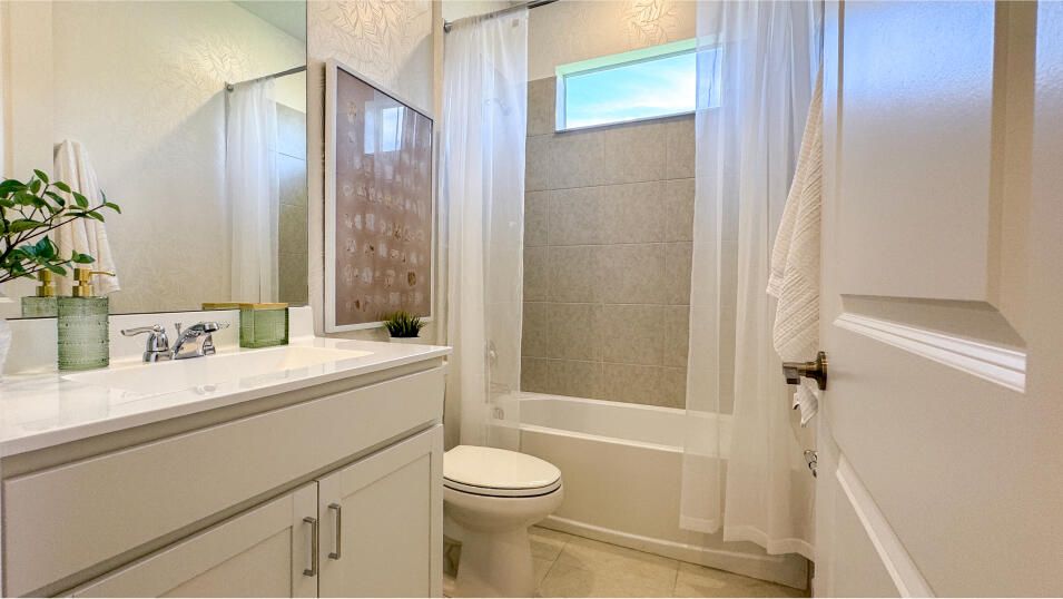 待售: $410,890 (3 贝兹, 3 浴室, 2002 平方英尺)