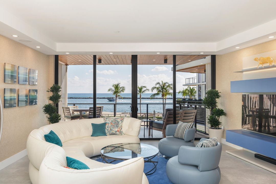 En Venta: $2,695,000 (2 camas, 2 baños, 1652 Pies cuadrados)