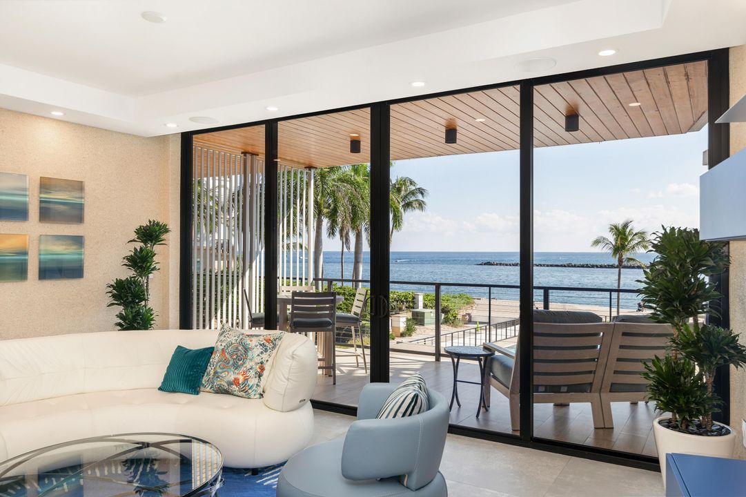 En Venta: $2,695,000 (2 camas, 2 baños, 1652 Pies cuadrados)