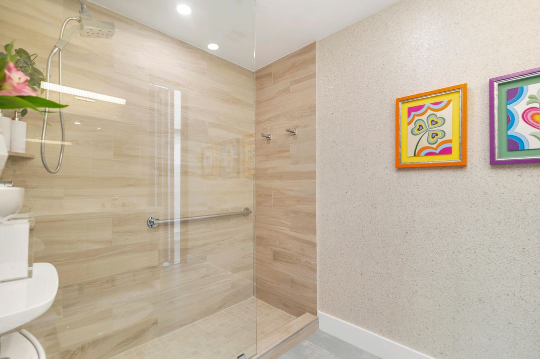 En Venta: $2,695,000 (2 camas, 2 baños, 1652 Pies cuadrados)