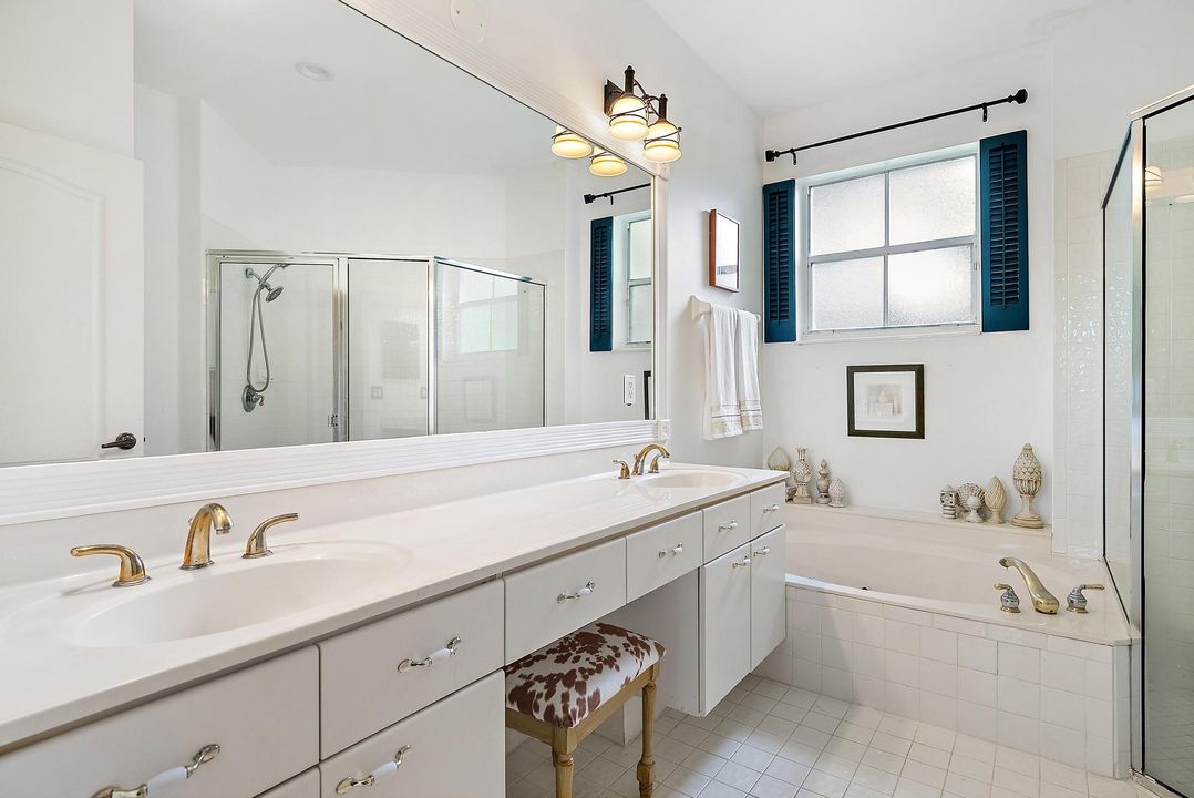 For Sale: $369,000 (3 beds, 2 baths, 1623 Square Feet)