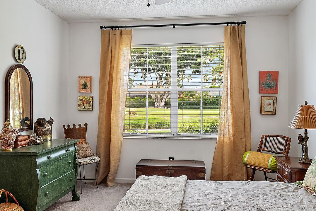 For Sale: $369,000 (3 beds, 2 baths, 1623 Square Feet)