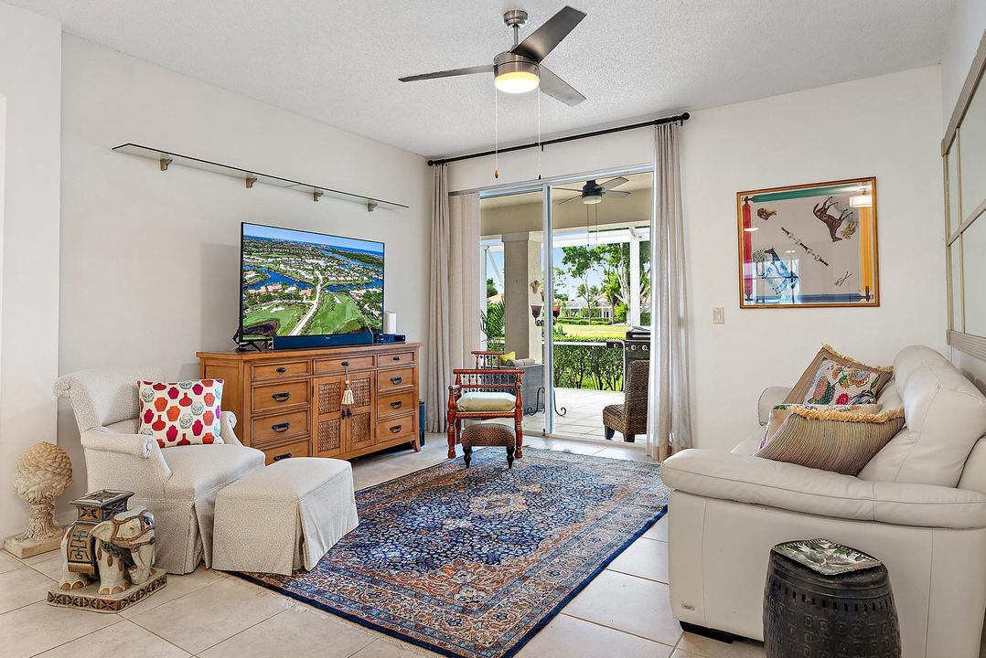 For Sale: $369,000 (3 beds, 2 baths, 1623 Square Feet)